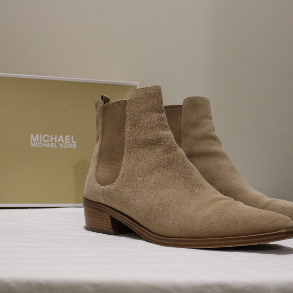 Michael Kors Beige Lottie Suede Ankle Boots Size 8